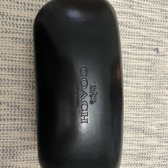 Coach sunglasses! Brand new!! Comes with case and extra lenses. - Picture 4 of 6